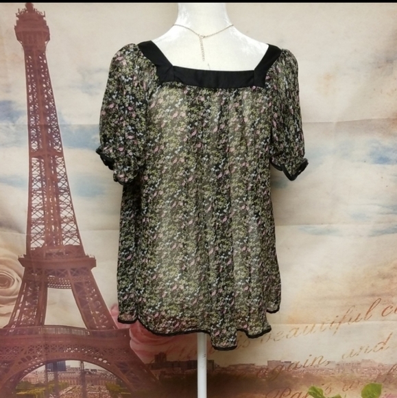 Toi et moi open back top - Picture 5 of 7